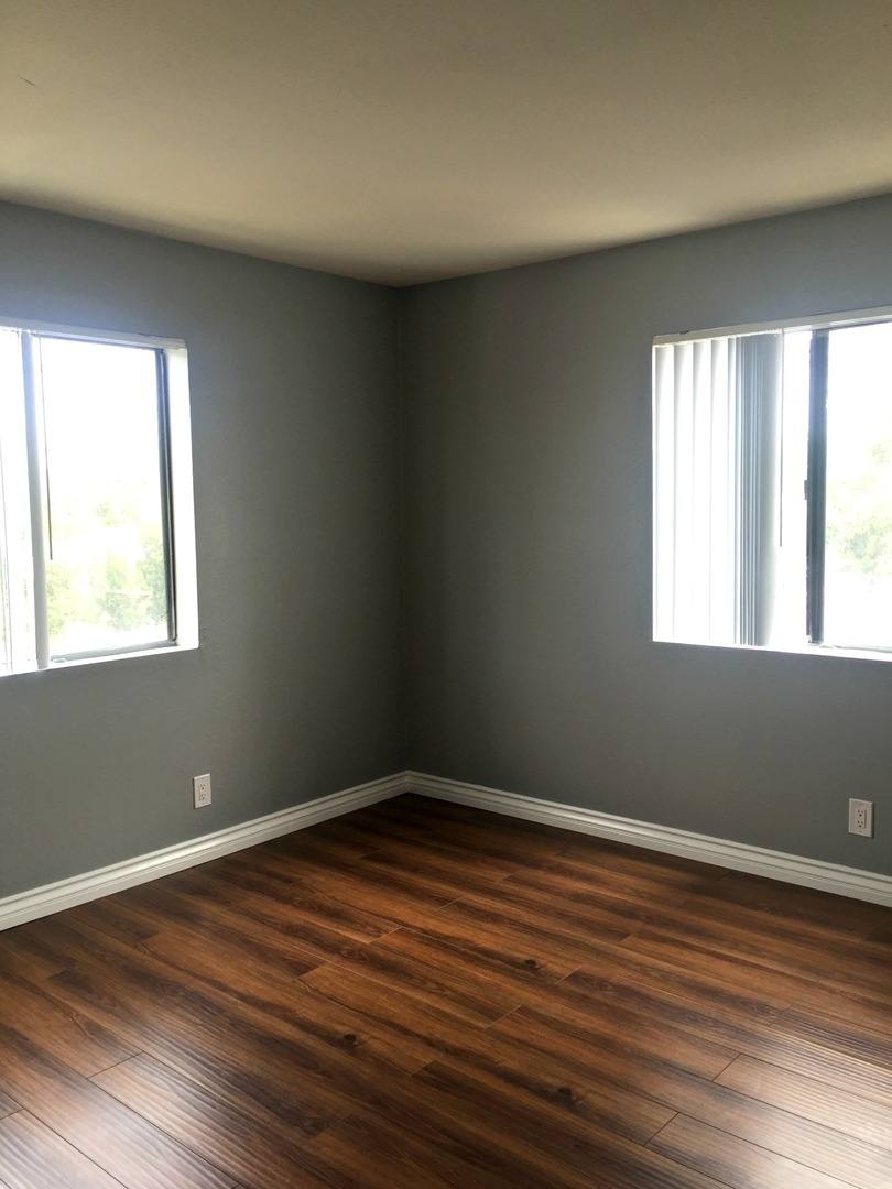Apartment for rent at 10800 Palms Blvd, Los Angeles, CA 90034