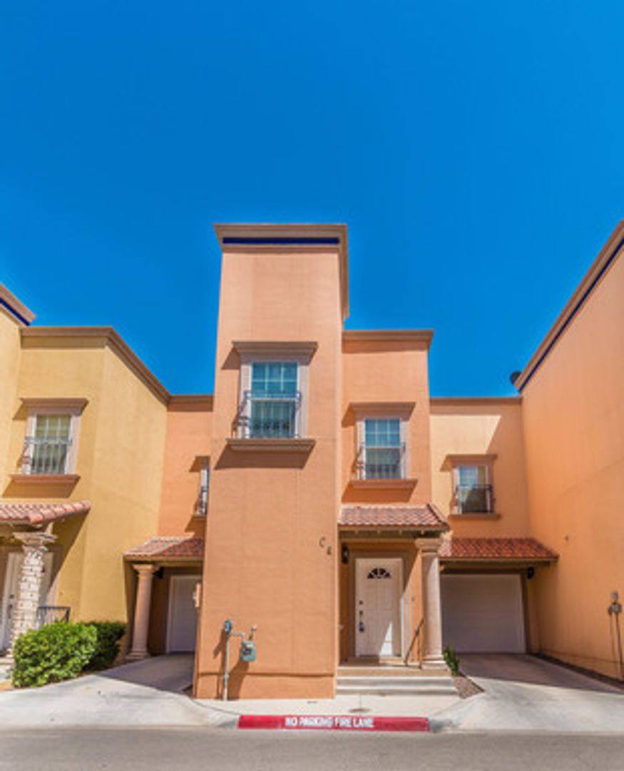 Condo for rent at 3150 N Yarbrough, El Paso, TX 79925