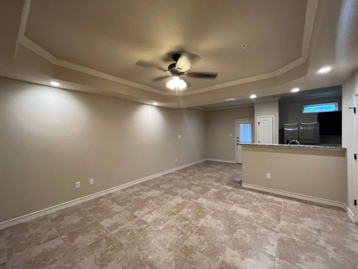 Townhouse for rent at 6315 Luglio Lane, San Antonio, TX 78233