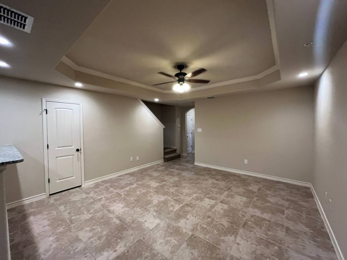 Townhouse for rent at 6315 Luglio Lane, San Antonio, TX 78233