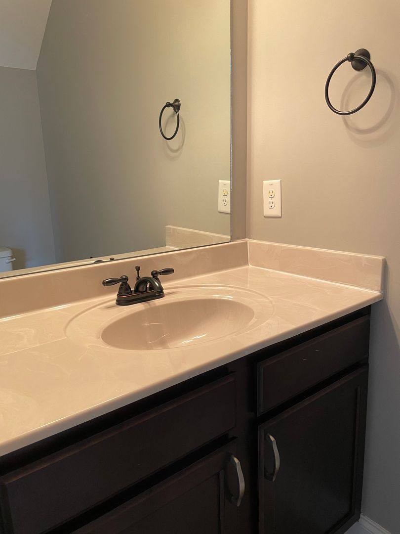 Apartment for rent at 1708 Manning Dr, Clarksville, TN 37042