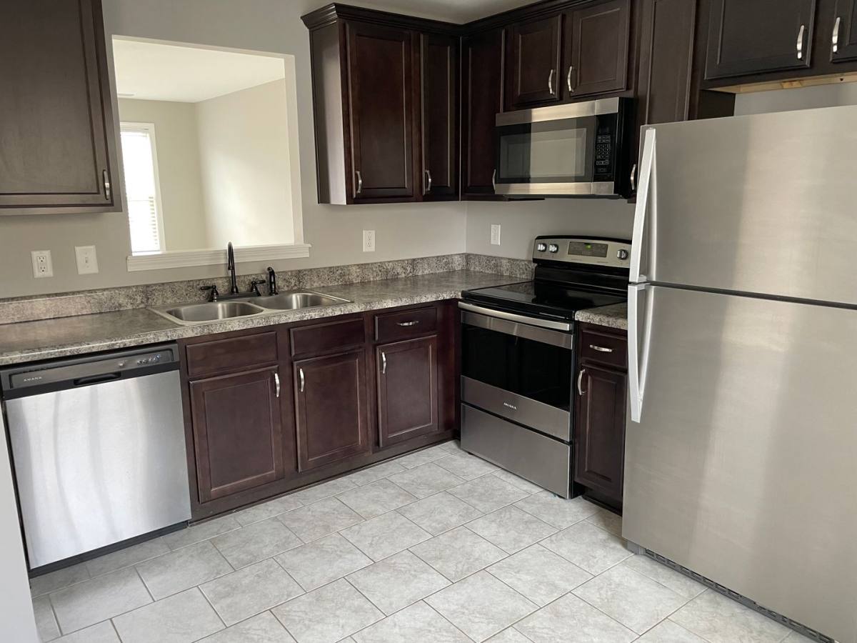 Apartment for rent at 1708 Manning Dr, Clarksville, TN 37042
