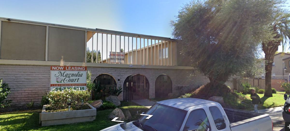 Townhouse for rent at 8208-8220 Magnolia Ave, Riverside, CA 92504