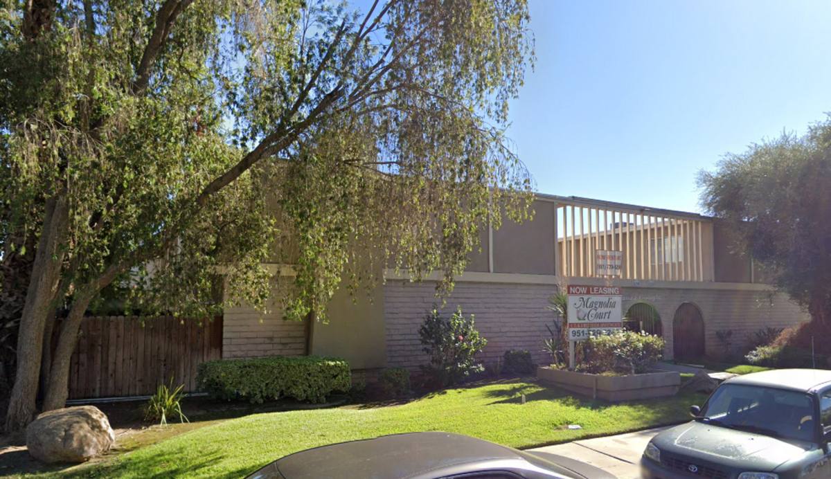 Townhouse for rent at 8208-8220 Magnolia Ave, Riverside, CA 92504