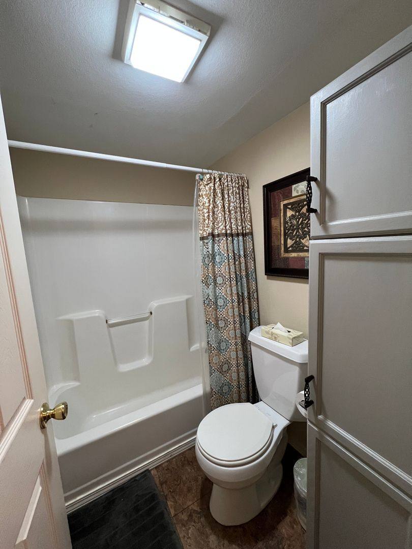 Apartment for rent at 680 Fall Creek Dr, Branson, MO 65616