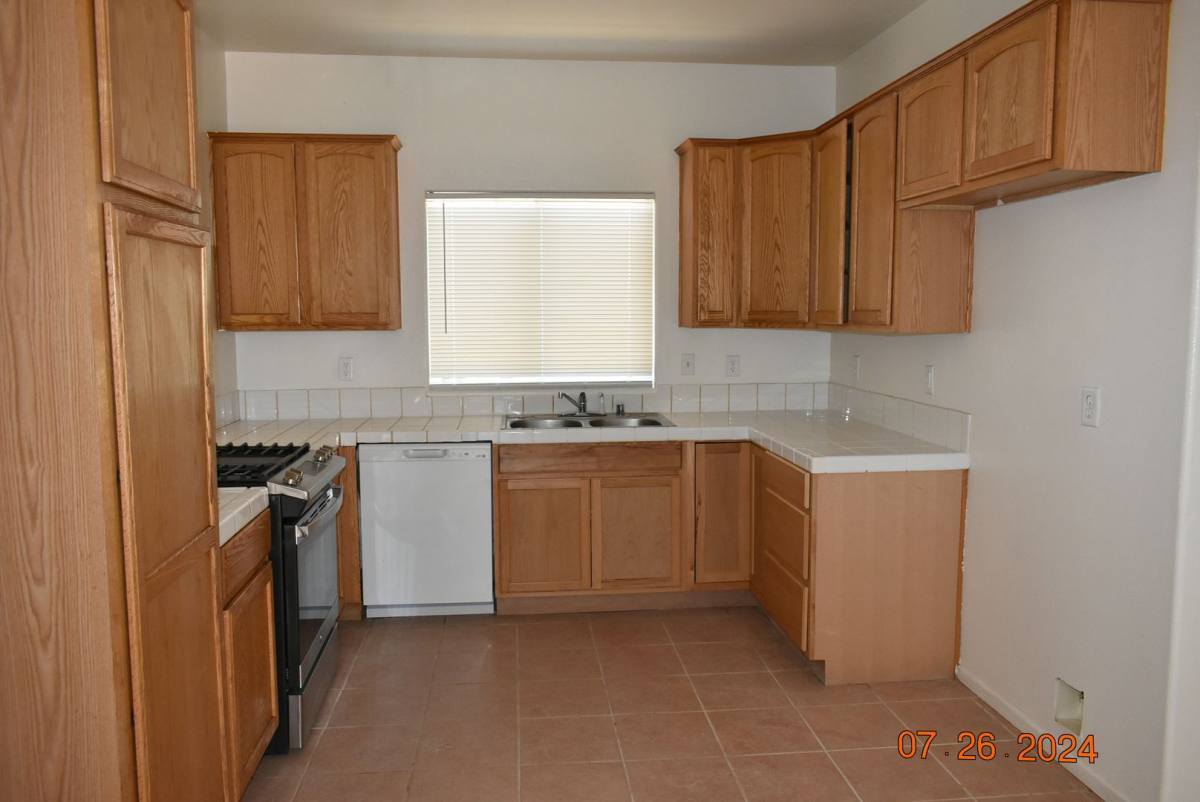 House for rent at 21187 Conklin Blvd, California City, CA 93505