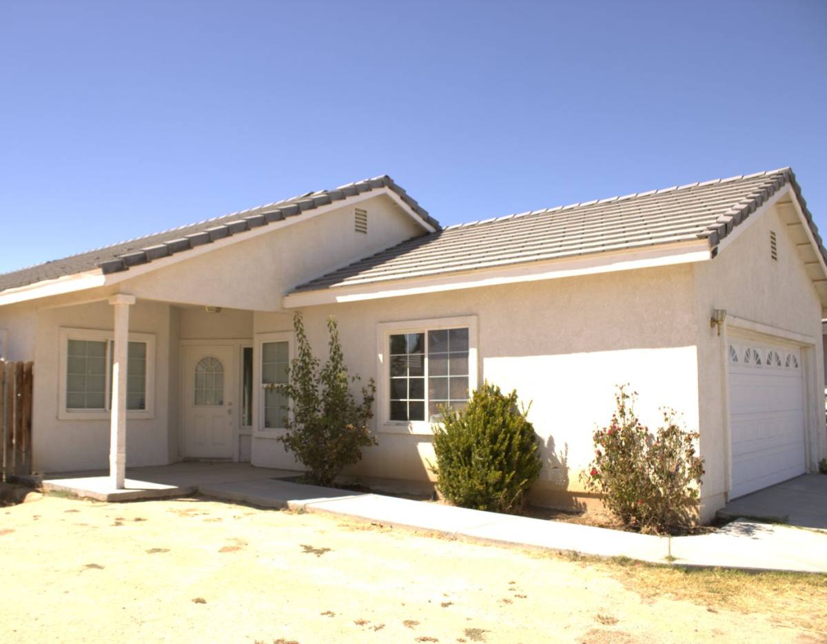 House for rent at 21187 Conklin Blvd, California City, CA 93505