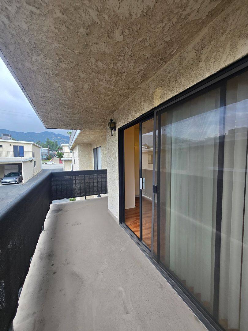 Apartment for rent at 2474-2492 Montrose Ave, Montrose, CA 91020