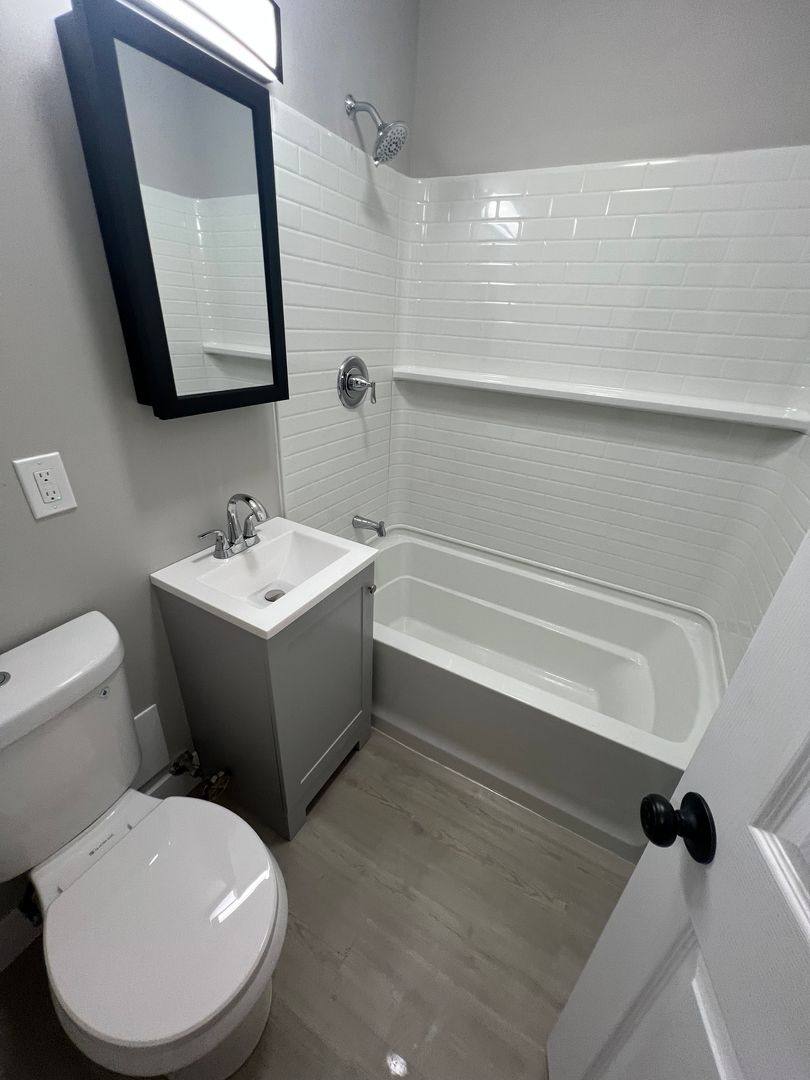 Apartment for rent at 11415 Hessler Rd, Cleveland, OH 44106