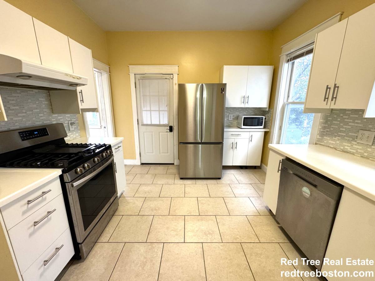 Apartment for rent at 24 Weld Hill St #2, Jamaica Plain, MA 02130