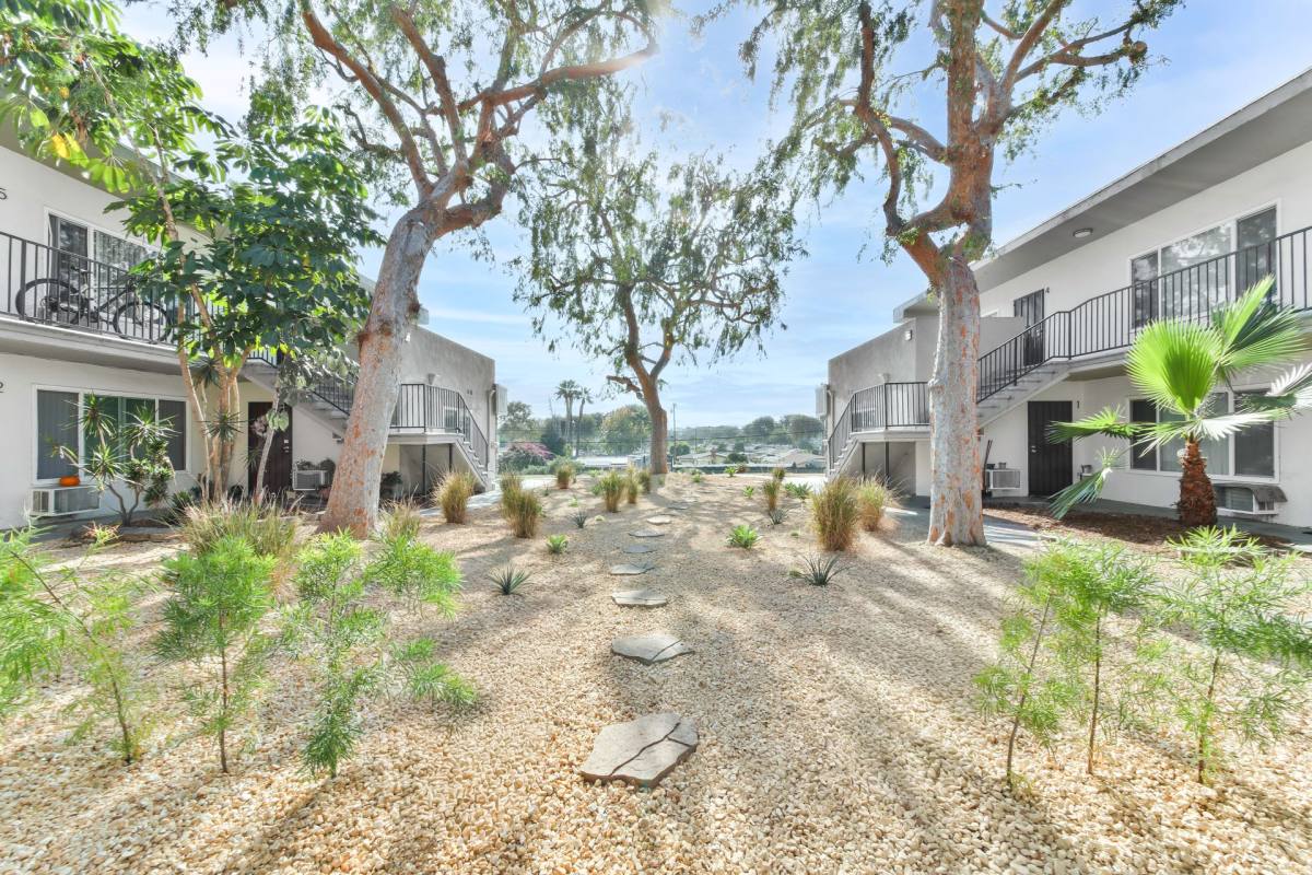 Apartment for rent at 1655 W Malvern Ave, Fullerton, CA 92833
