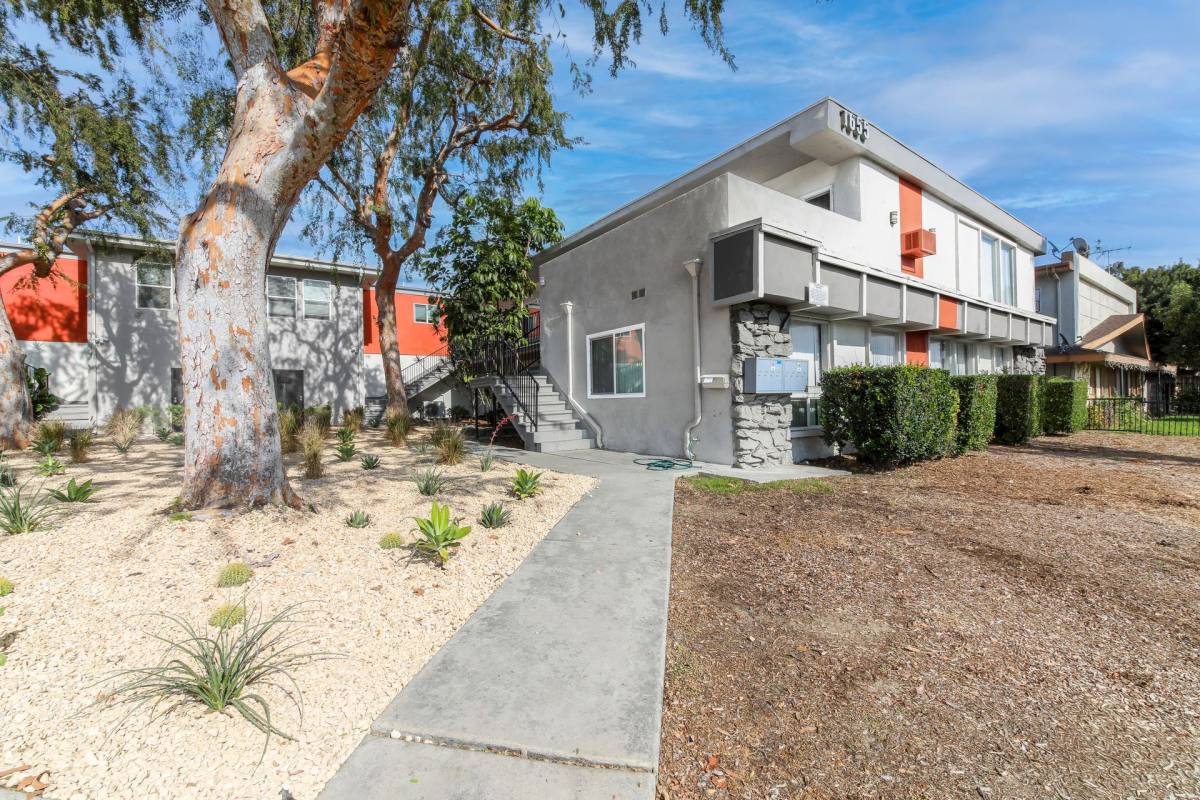 Apartment for rent at 1655 W Malvern Ave, Fullerton, CA 92833
