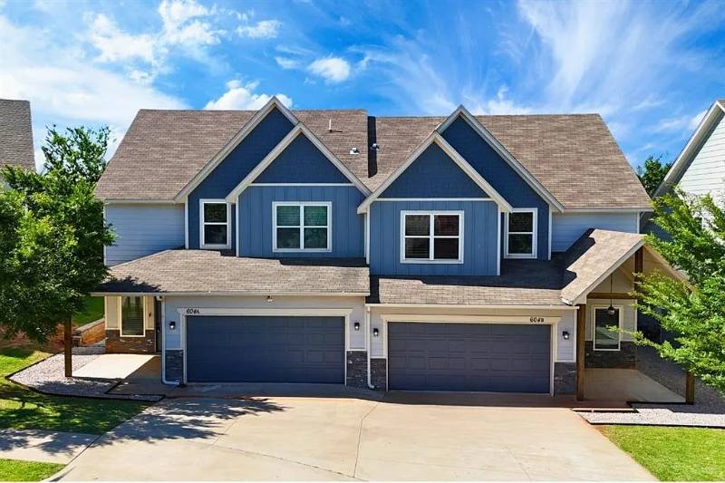 Condo for rent at 604B NW 175th St, Edmond, OK 73012