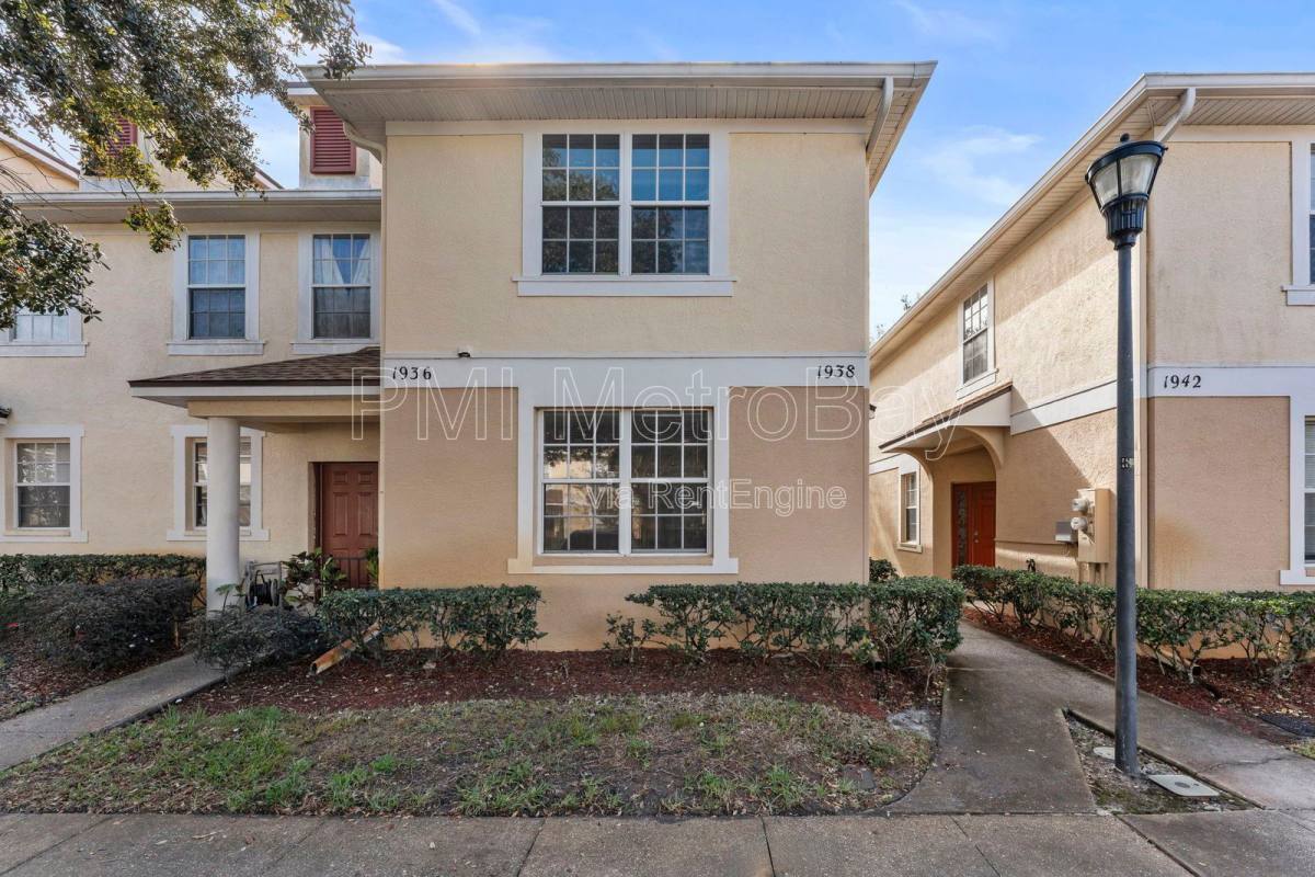 Townhouse for rent at 1938 Fiesta Ridge Court, Tampa, FL 33604