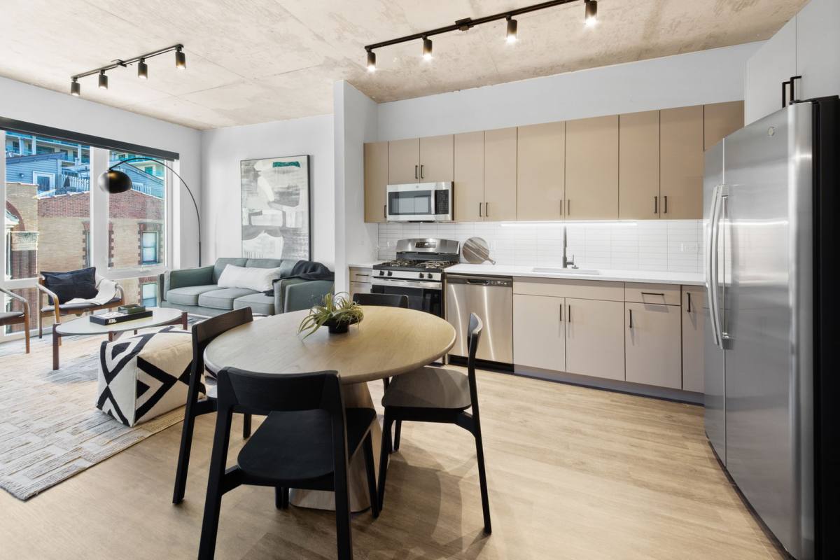 Apartment for rent at 411 W Chicago Ave, Chicago, IL 60654