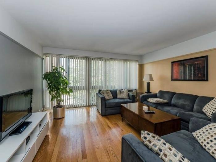 Apartment for rent at 2933 N Sheridan Rd, Chicago, IL 60657