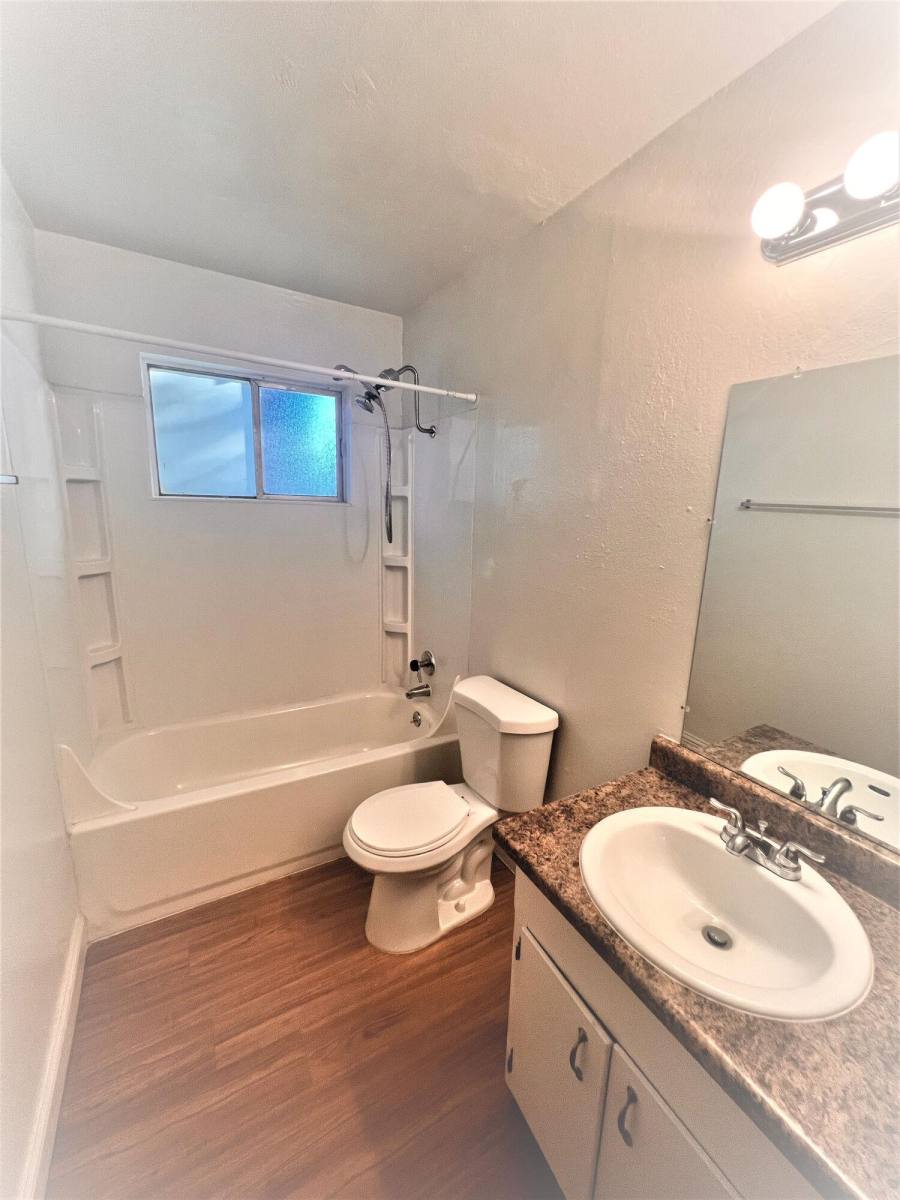 Apartment for rent at Gold Crossing, 10890 Coloma Rd, Rancho Cordova, CA 95670