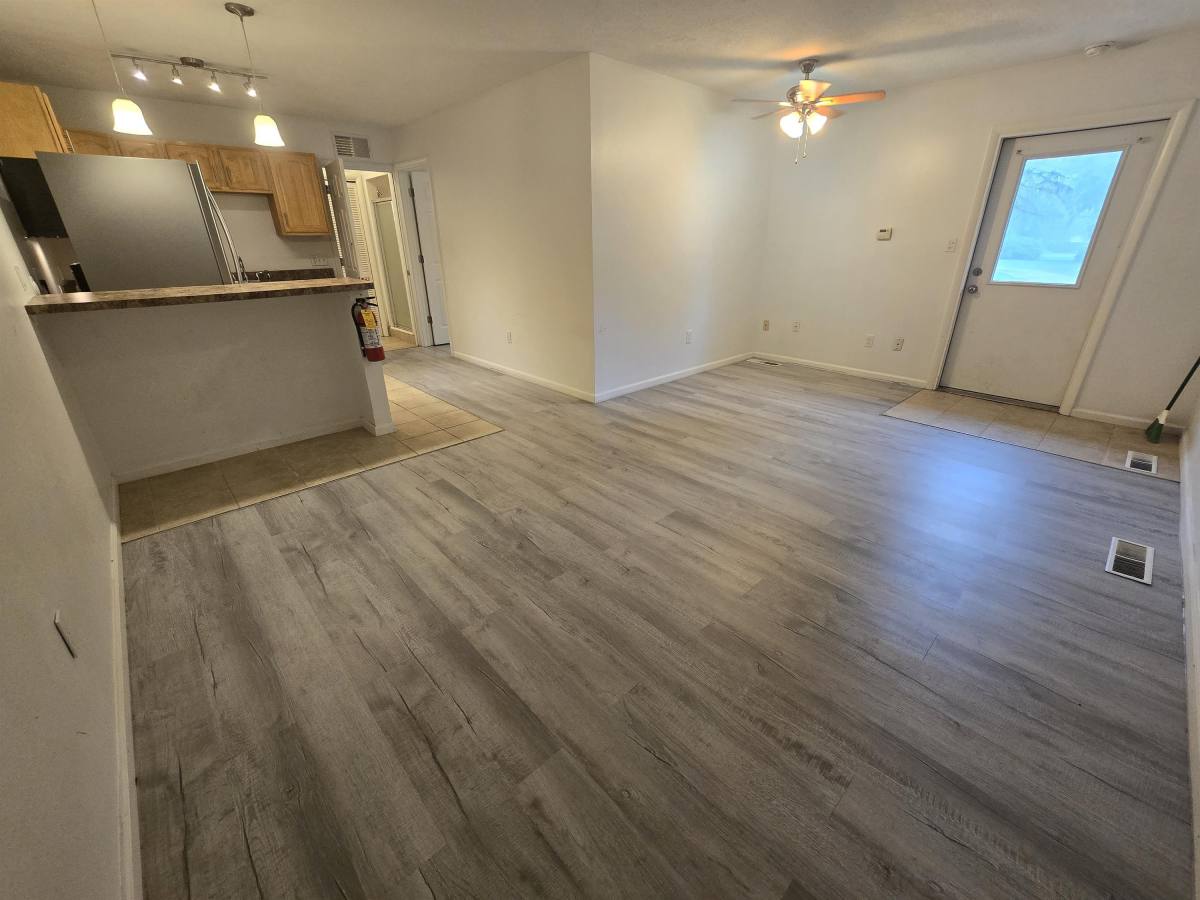 Apartment for rent at 811 Marvin, Kent, OH 44240