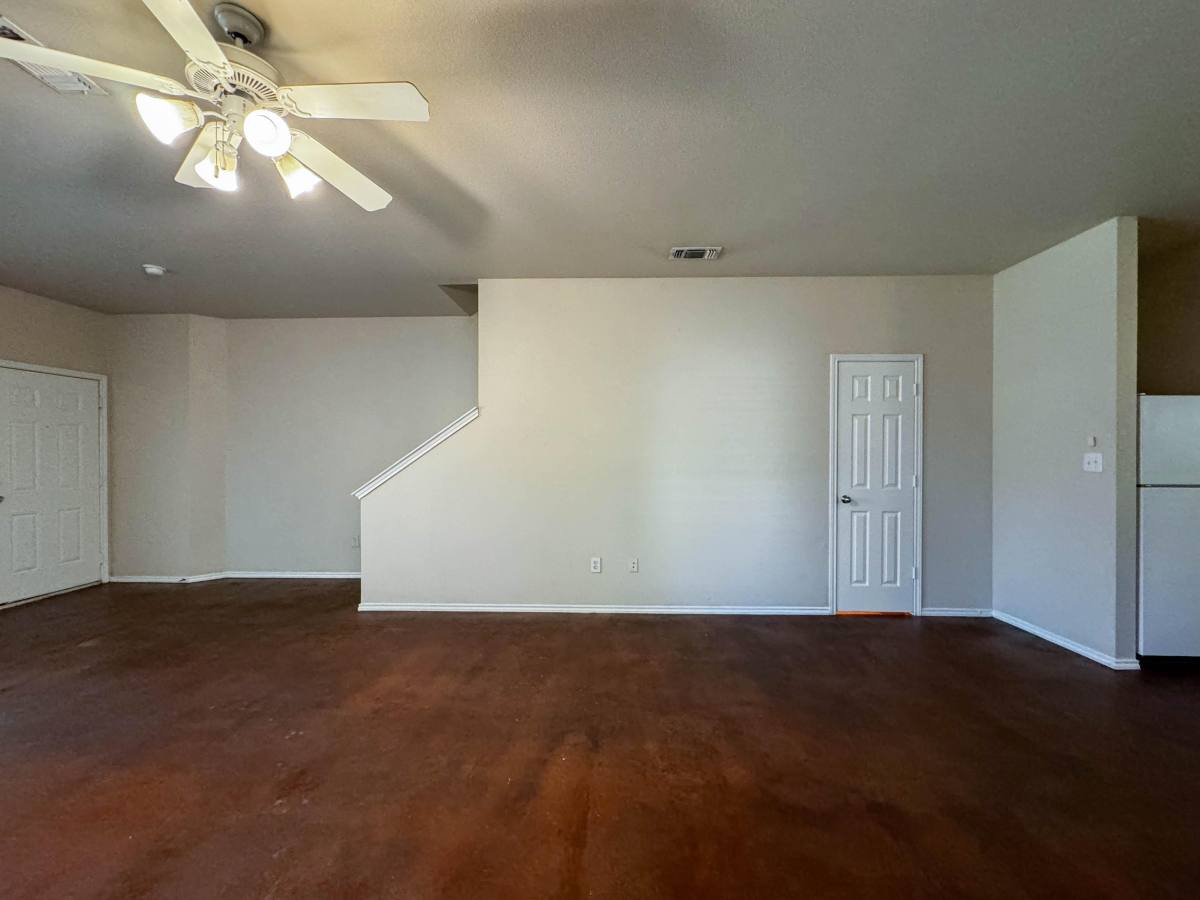 Apartment for rent at Hillside, 1324 Norman St #DUPLEX, Denton, TX 76201