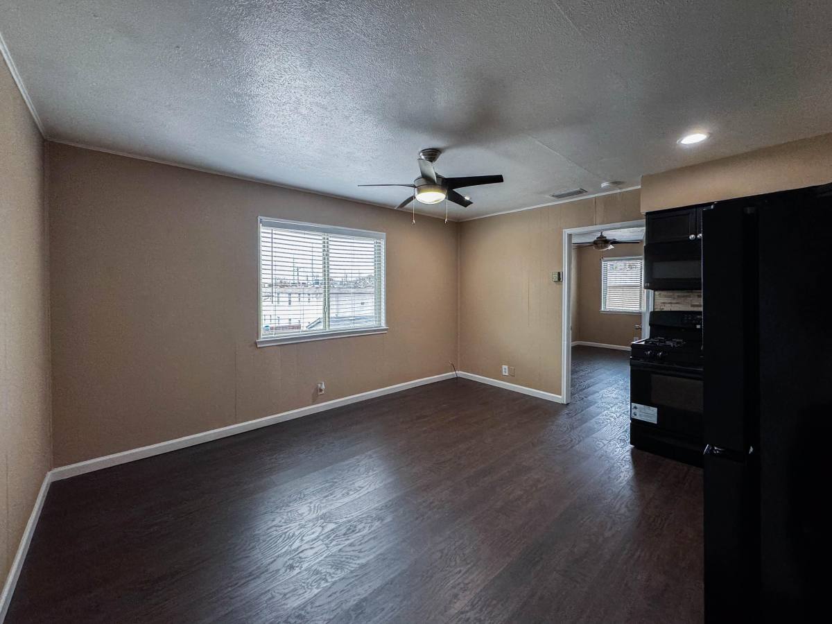 Apartment for rent at 224 Ave F #10, Denton, TX 76201
