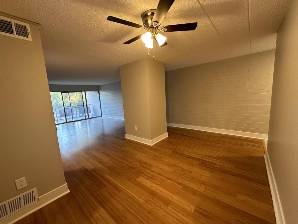 Apartment for rent at Chateaugay, 500 Hoodridge Dr, Pittsburgh, PA 15234