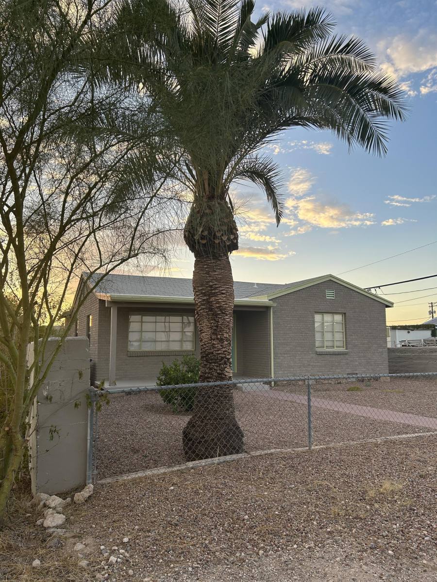 House for rent at 902 S Fremont Ave, Tucson, AZ 85719