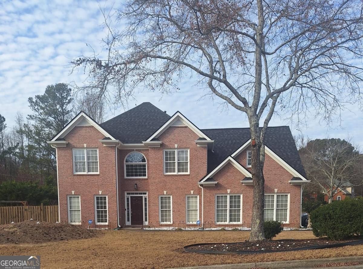 House for rent at 100 Sunvalley Dr, Alpharetta, GA 30004