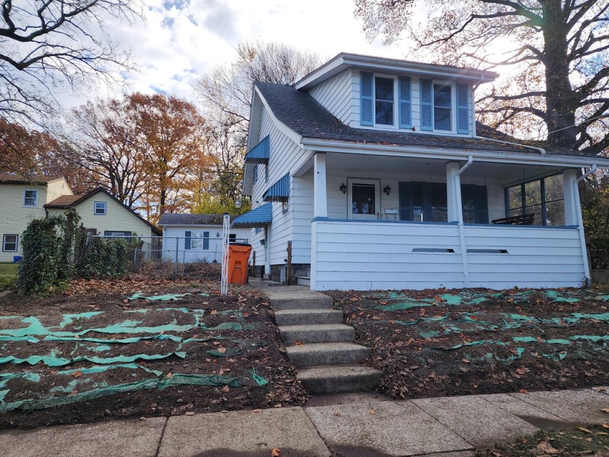 Apartment for rent at 1837 W 9th St, Erie, PA 16505