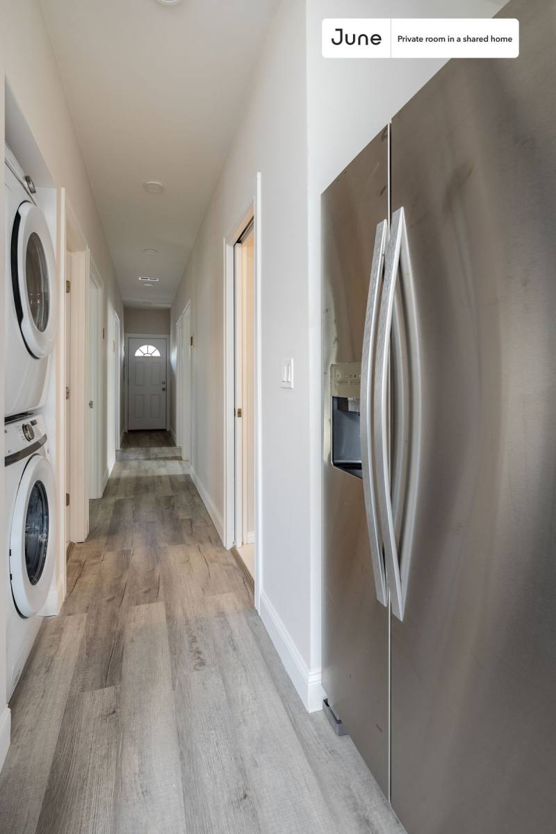 Apartment for rent at 23 Newport St E, Dorchester, MA 02125