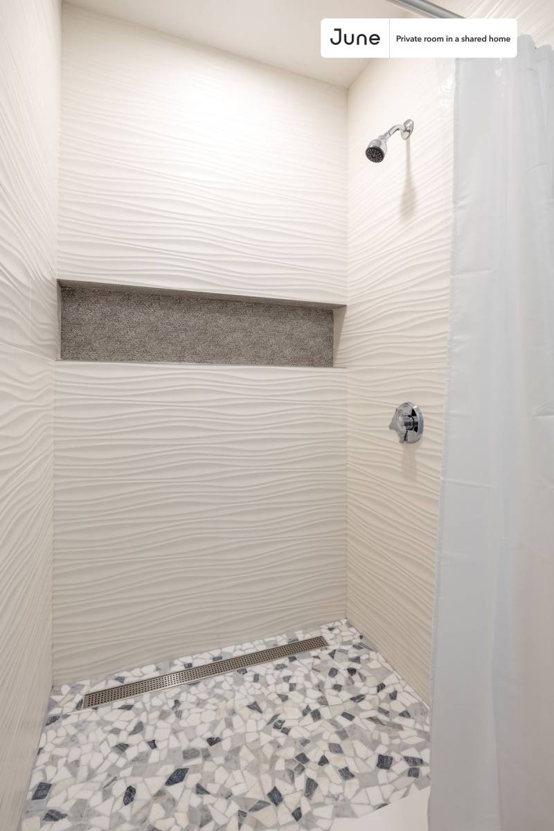 Apartment for rent at 23 Newport St E, Dorchester, MA 02125