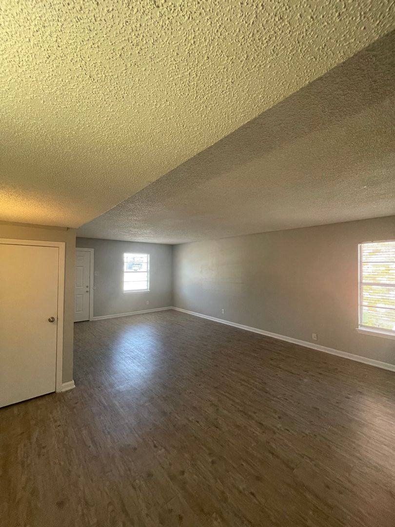Apartment for rent at 9526 Contessa Dr, San Antonio, TX 78216