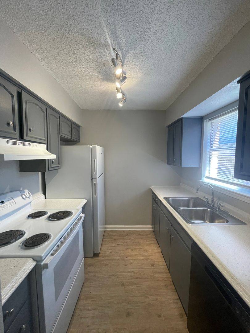 Apartment for rent at 9526 Contessa Dr, San Antonio, TX 78216