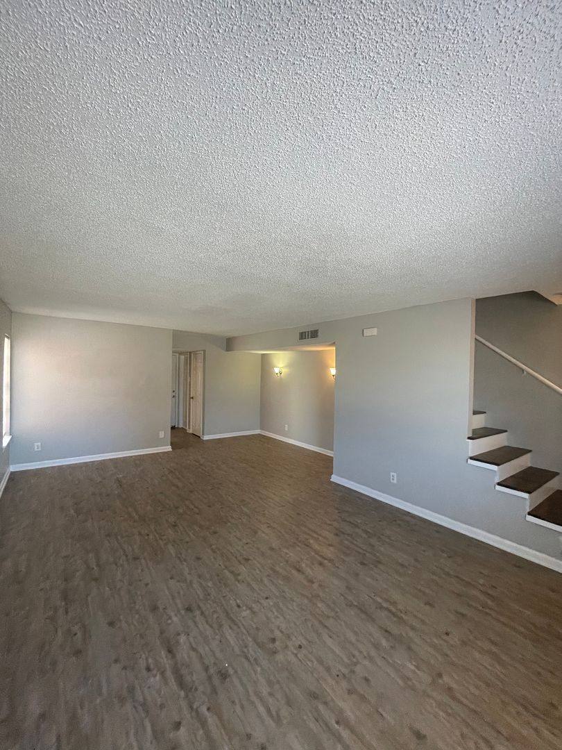 Apartment for rent at 9526 Contessa Dr, San Antonio, TX 78216