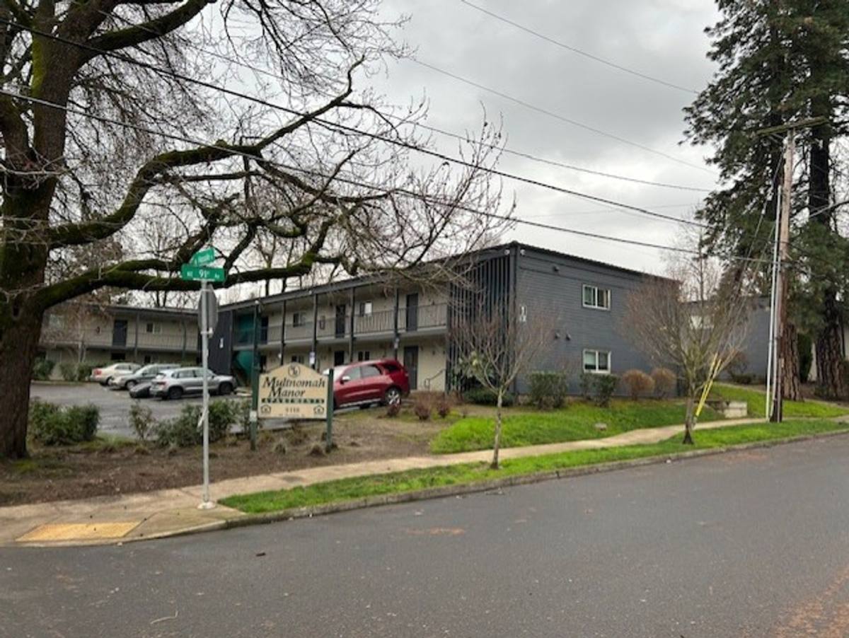 Apartment for rent at 9110 NE Hassalo St, Portland, OR 97220