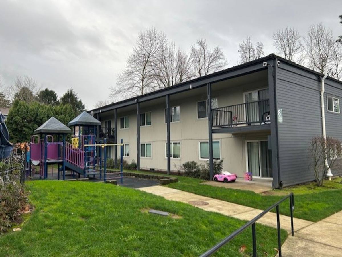 Apartment for rent at 9110 NE Hassalo St, Portland, OR 97220