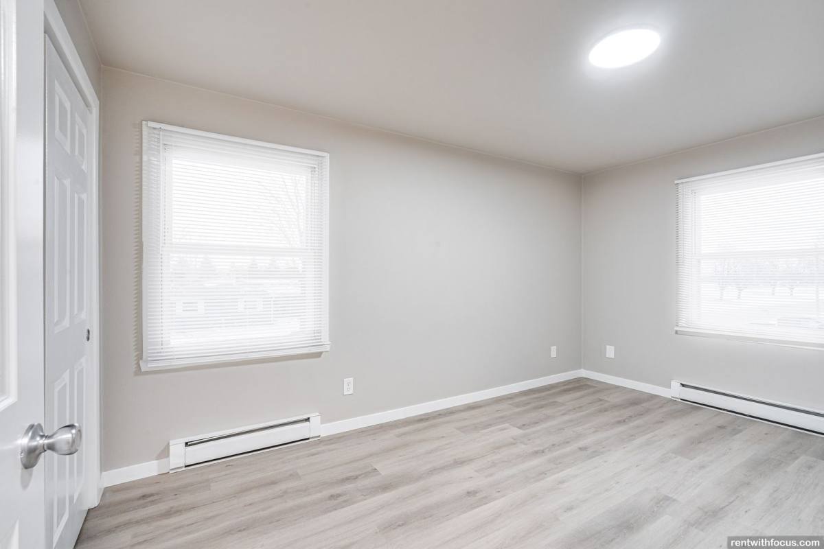 Apartment for rent at 1000 Taylor St, Little Chute, WI 54140