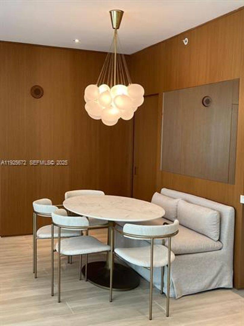 Apartment for rent at 31 SE 5th St, Miami, FL 33131