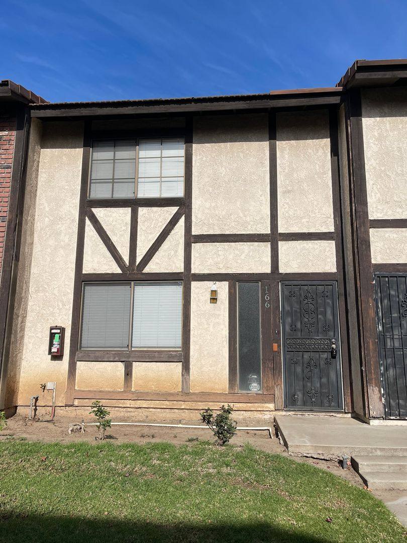 Condo for rent at 166 E Merrill Ave, Rialto, CA 92376