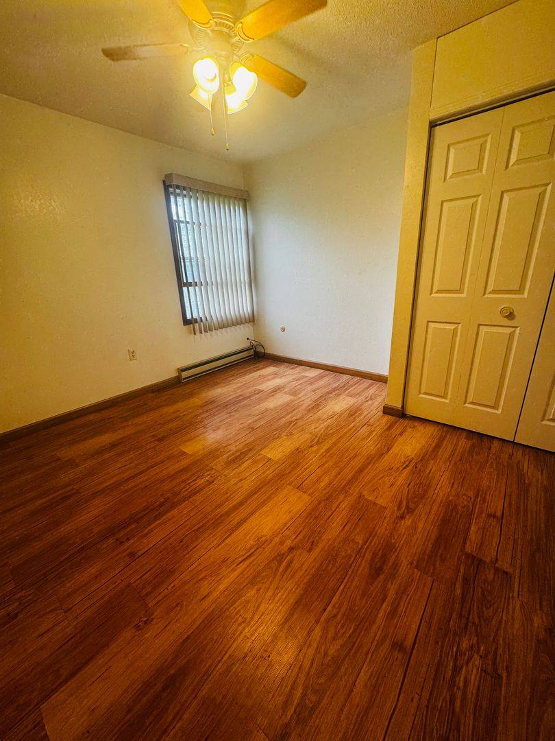 Apartment for rent at 301 12th St, Eureka, SD 57437