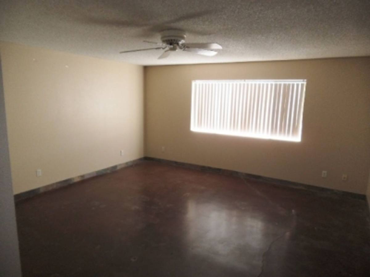 Condo for rent at 700 W University Dr, Tempe, AZ 85281