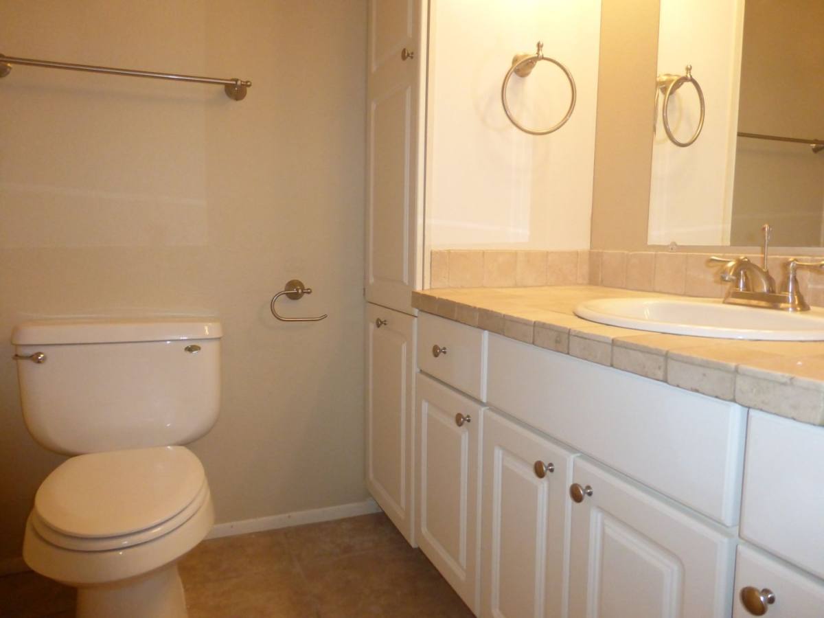 Condo for rent at 700 W University Dr, Tempe, AZ 85281