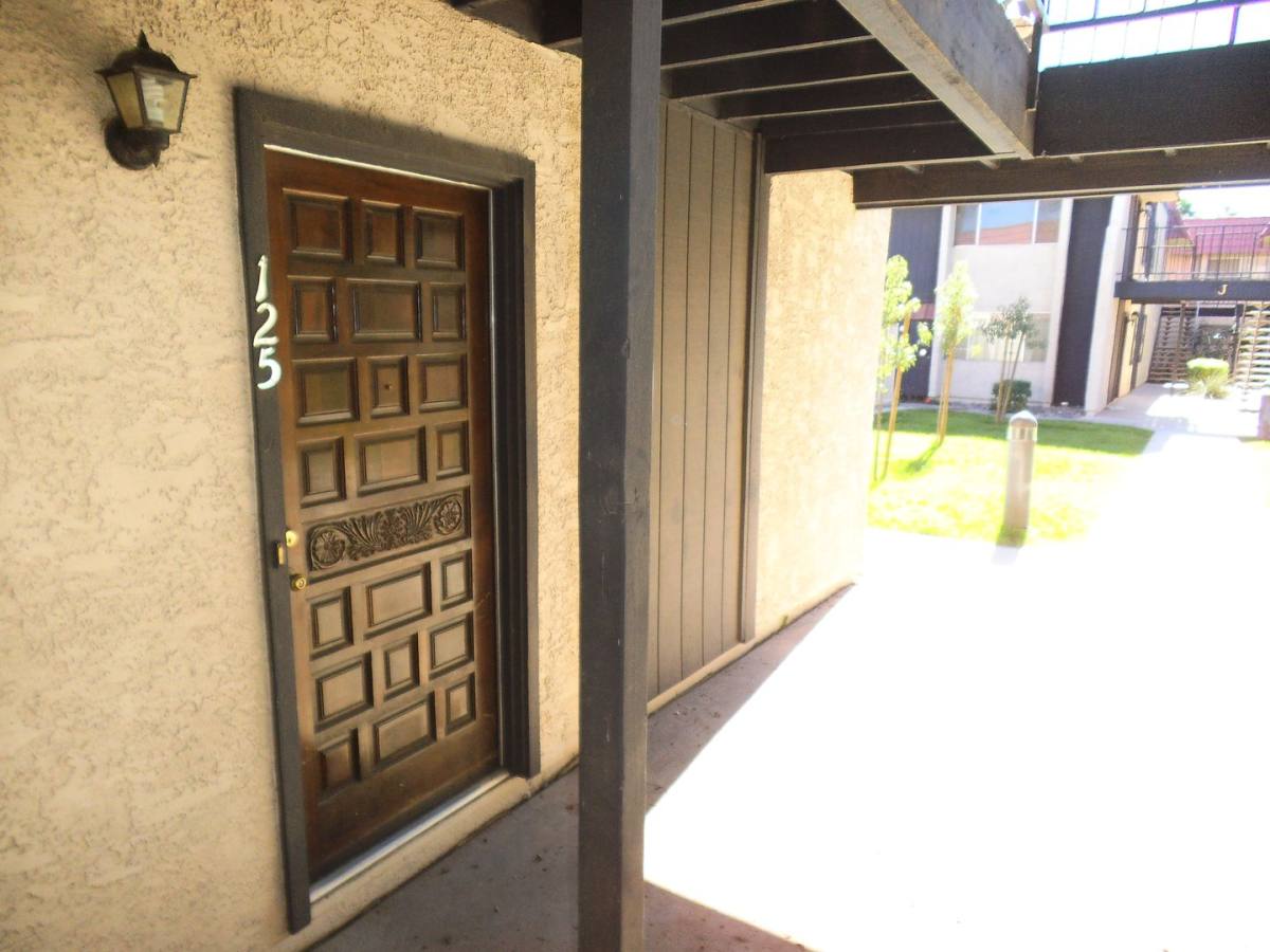 Condo for rent at 700 W University Dr, Tempe, AZ 85281