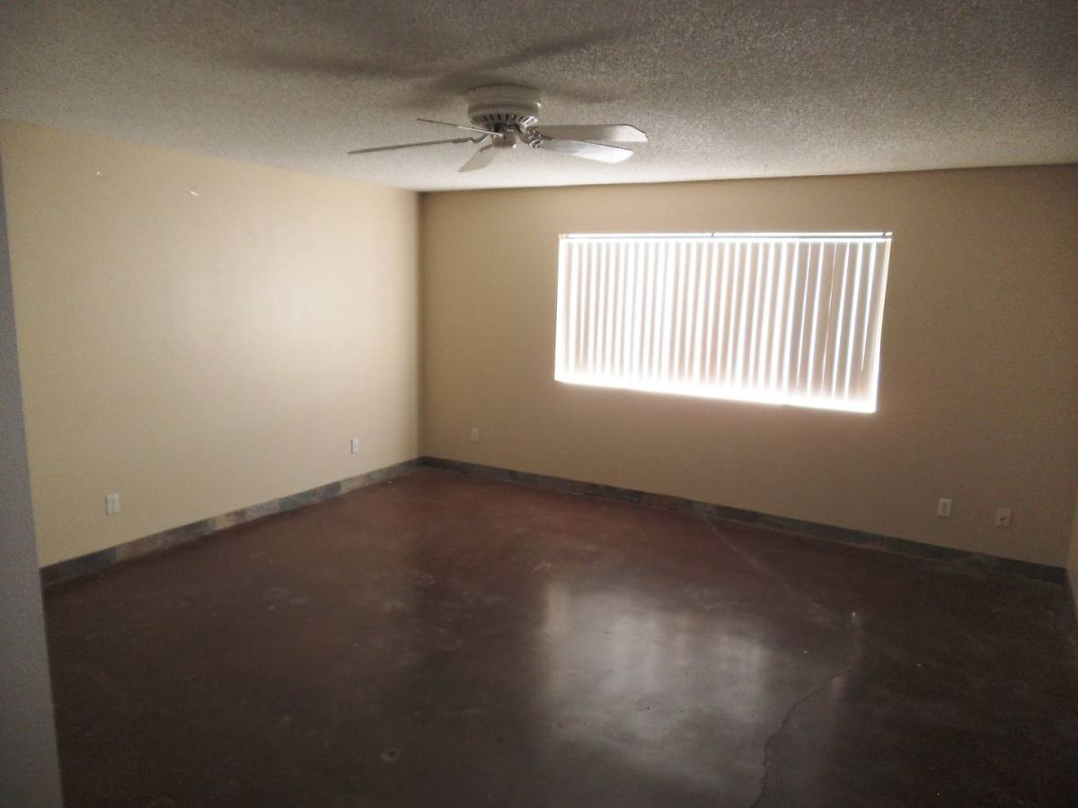 Condo for rent at 700 W University Dr, Tempe, AZ 85281