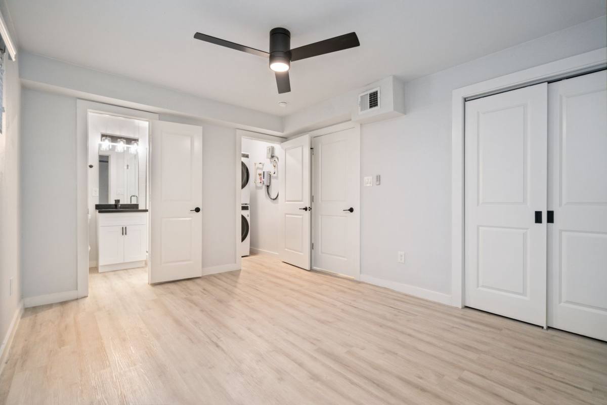 Apartment for rent at 606 Harold St, Houston, TX 77006