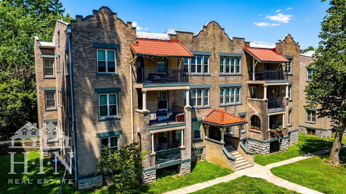 Apartment for rent at 512 Wallace Ave, Covington, KY 41014