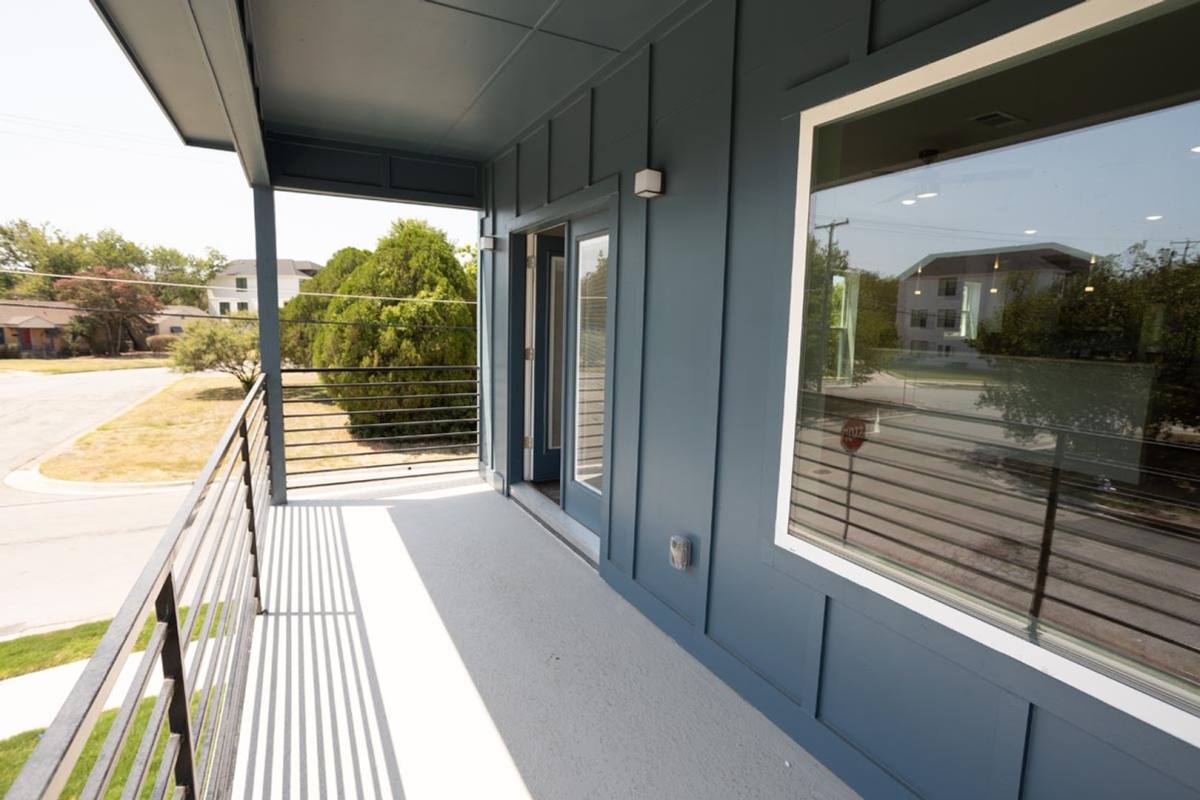 Apartment for rent at 3224 Forest Park Blvd, Fort Worth, TX 76110
