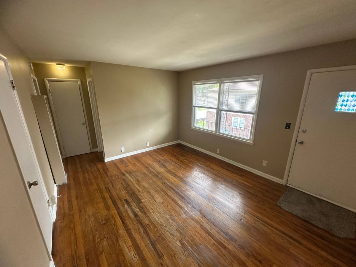 Apartment for rent at 118 S 8th St, Council Bluffs, IA 51501