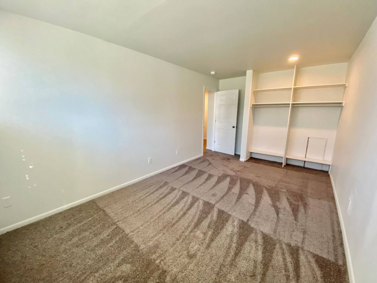 Apartment for rent at 514 Emmet St, Ypsilanti, MI 48197