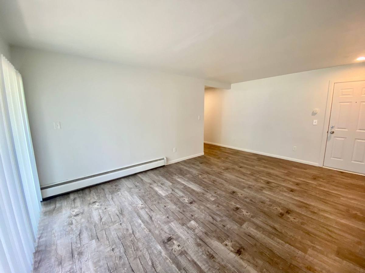Apartment for rent at 514 Emmet St, Ypsilanti, MI 48197