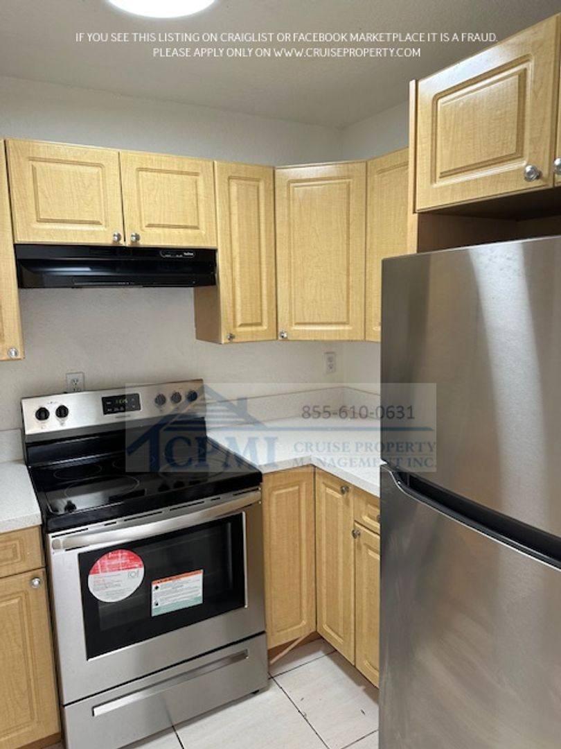 Apartment for rent at 1095 W 77 St, Hialeah, FL 33014